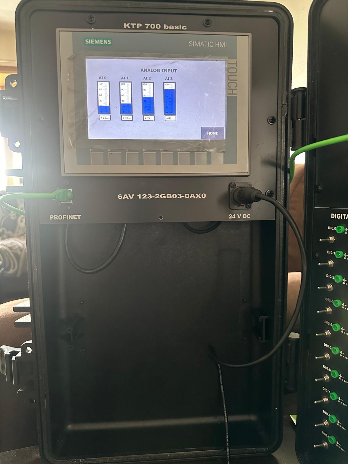 Siemens S7-1500 series Trainer with Analog and HMI (SKU:SI-M-S7-1500-7”HMI)