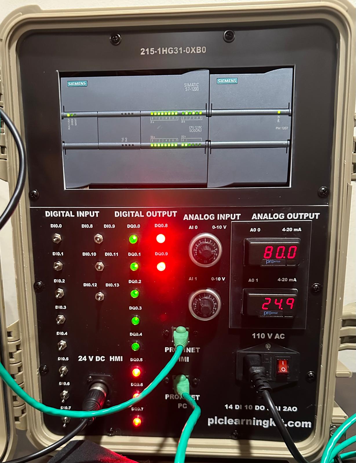 Siemens S7-1200 series Trainer with Analog and HMI (SKU:SI-S-S7-1200-4HMI)